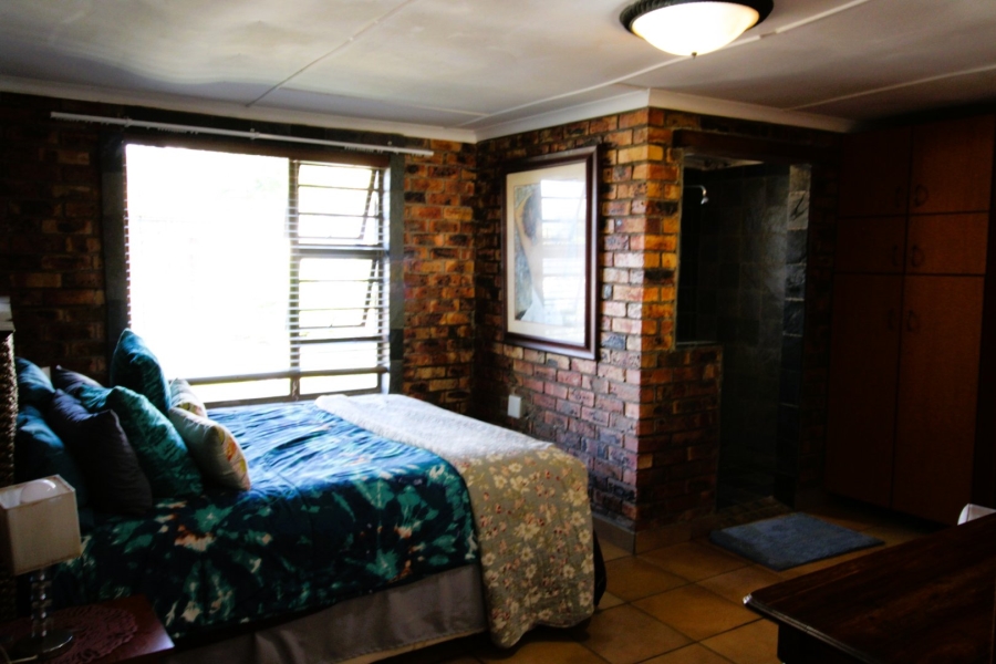 5 Bedroom Property for Sale in Gonubie North Eastern Cape